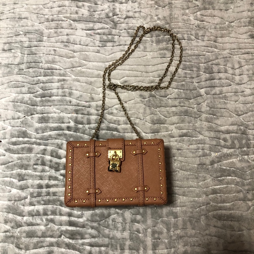 Bcbg box clutch